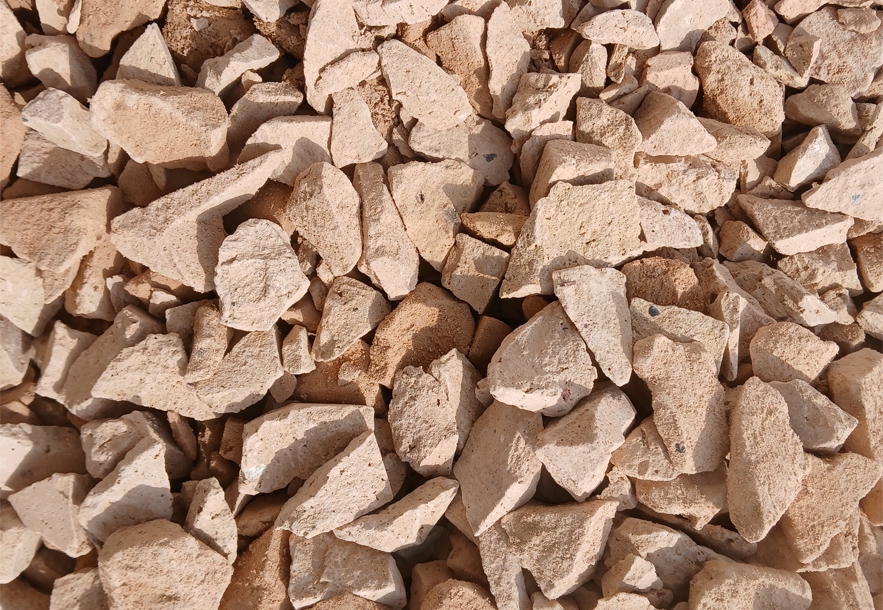 SÁRGA TÉGLA ZÚZALÉK